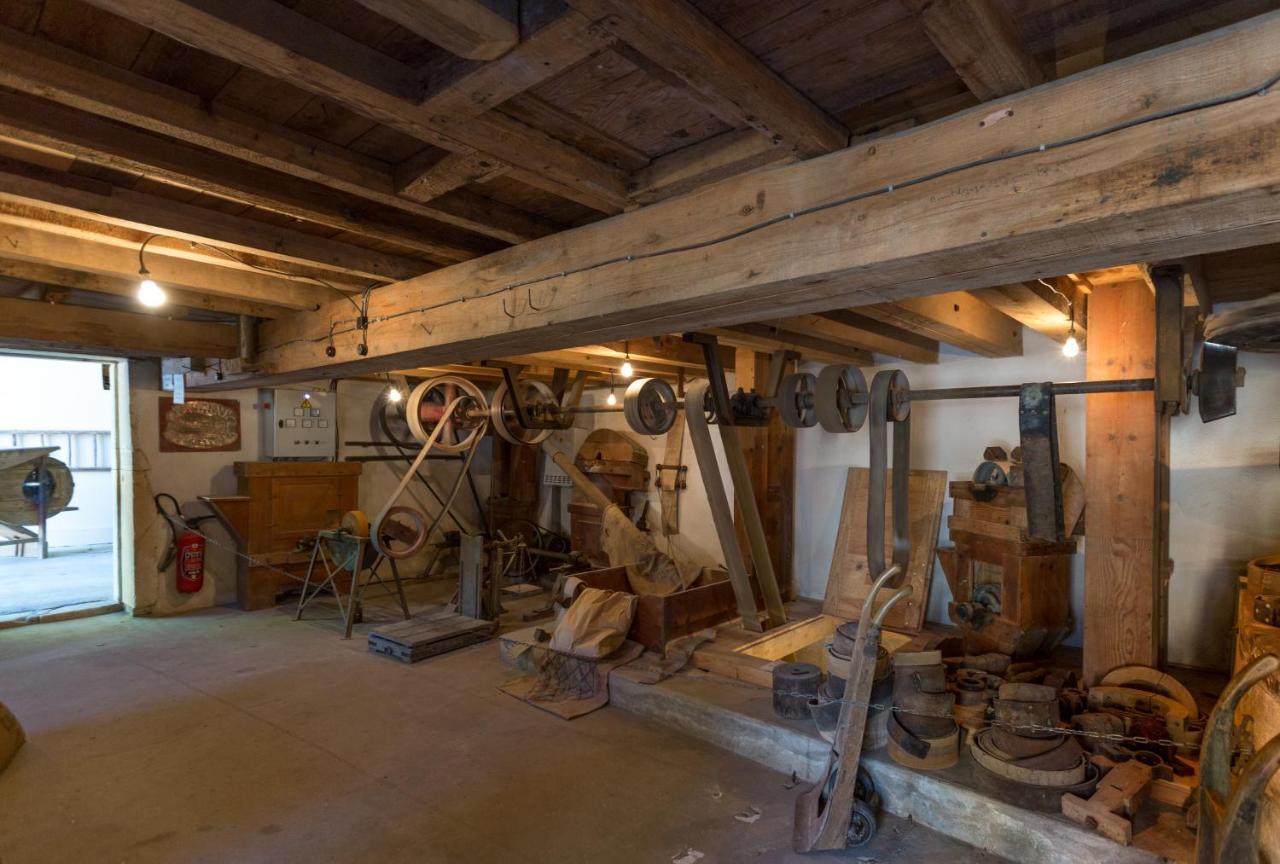 Moulin Crozet Bed & Breakfast Montceaux Dış mekan fotoğraf